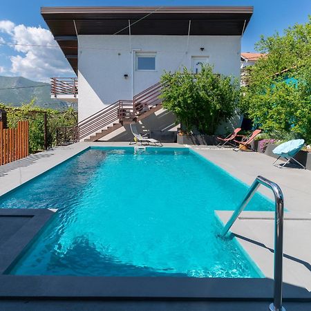 Pure Sky Apartments - With Pool Mostar Eksteriør bilde